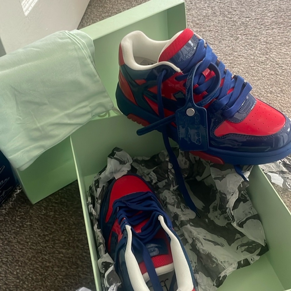 Off white shoe size 37 never worn before
